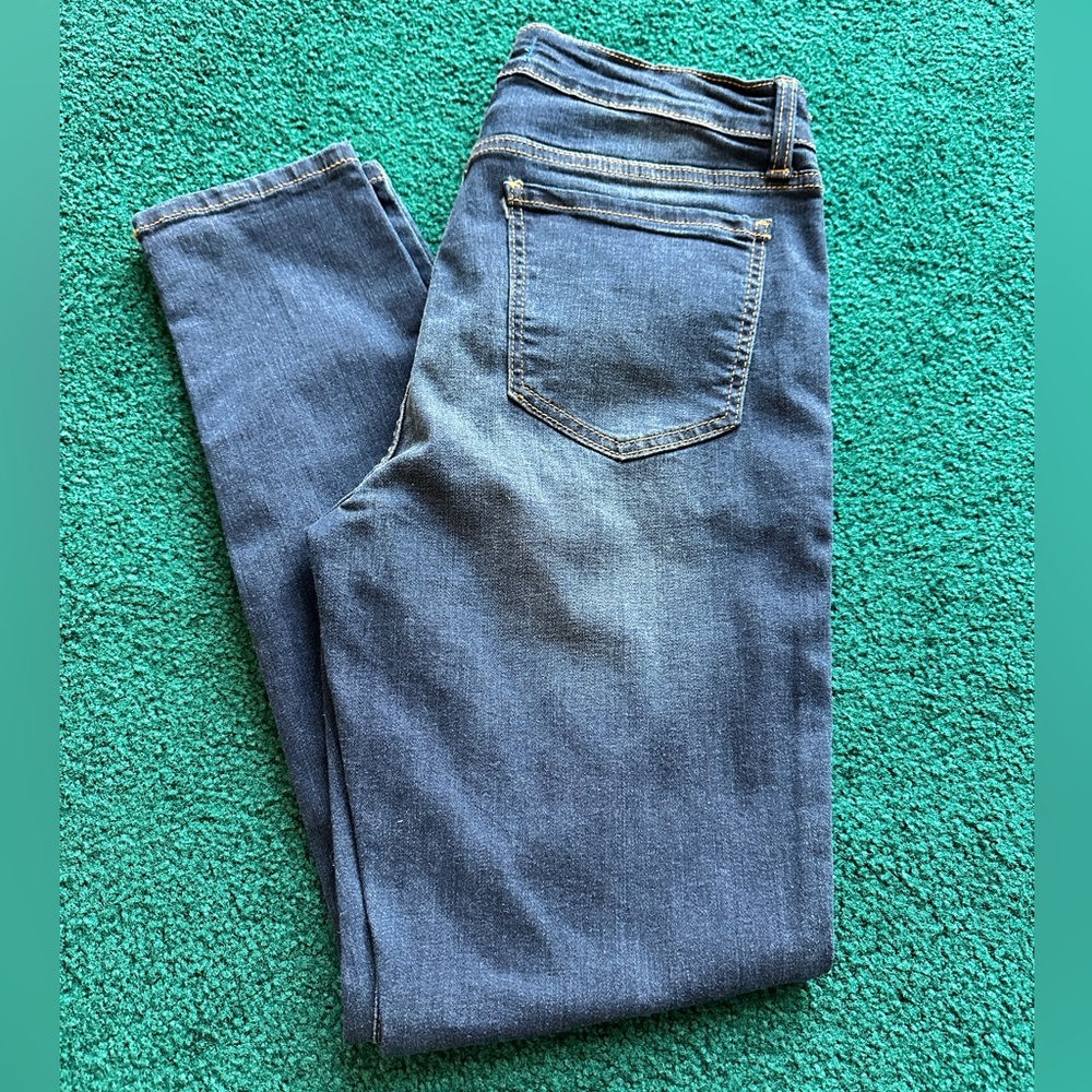Skinny Jean by Studio Blue